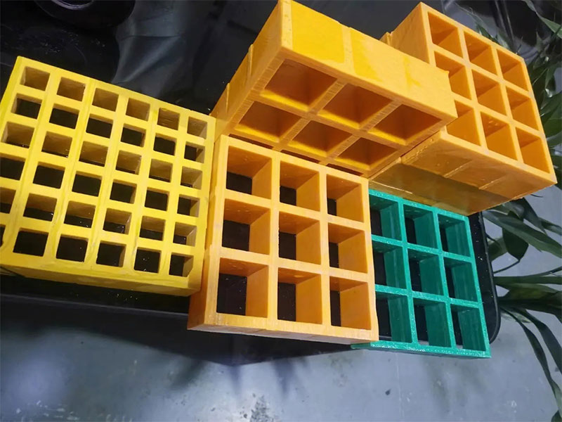 新源縣玻璃鋼格柵樹(shù)篦子